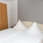 Der Kleine Nachbar Panzió 3*